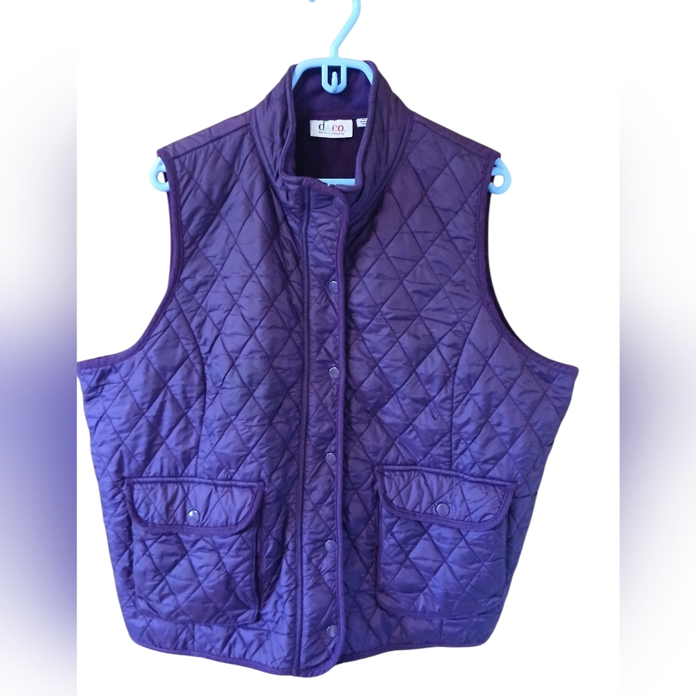 D & Co Quilted Womens Vest